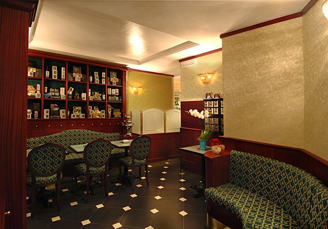Caffè Ducale Sanremo– arredo realizzato da Cassani SRL