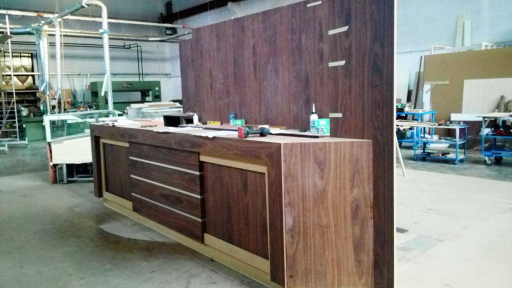 Les Affranchis Strasburgo– arredo realizzato da Cassani SRL