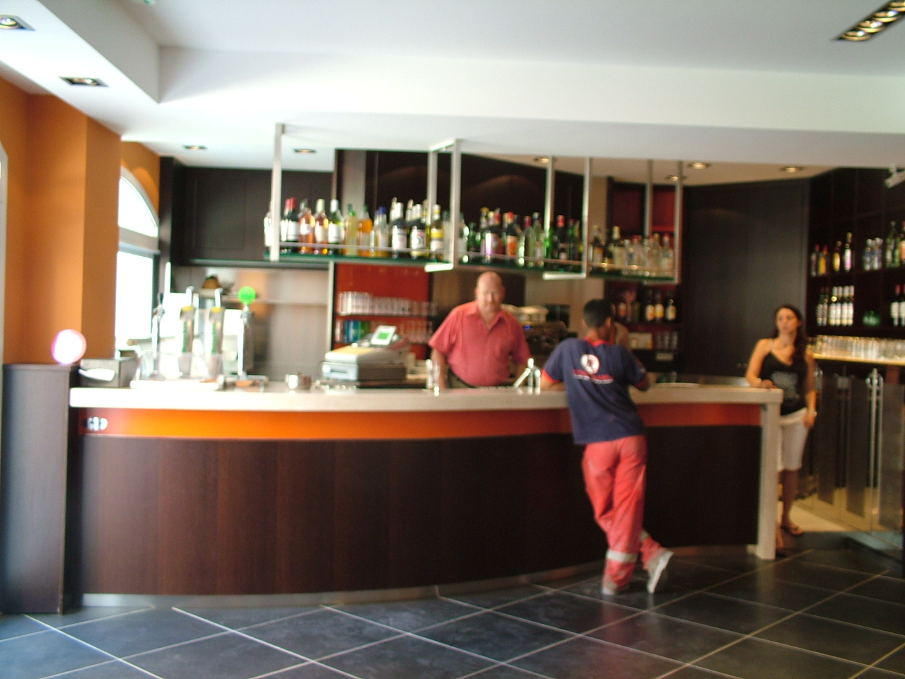 Buffet de la Gare Francia– arredo realizzato da Cassani SRL
