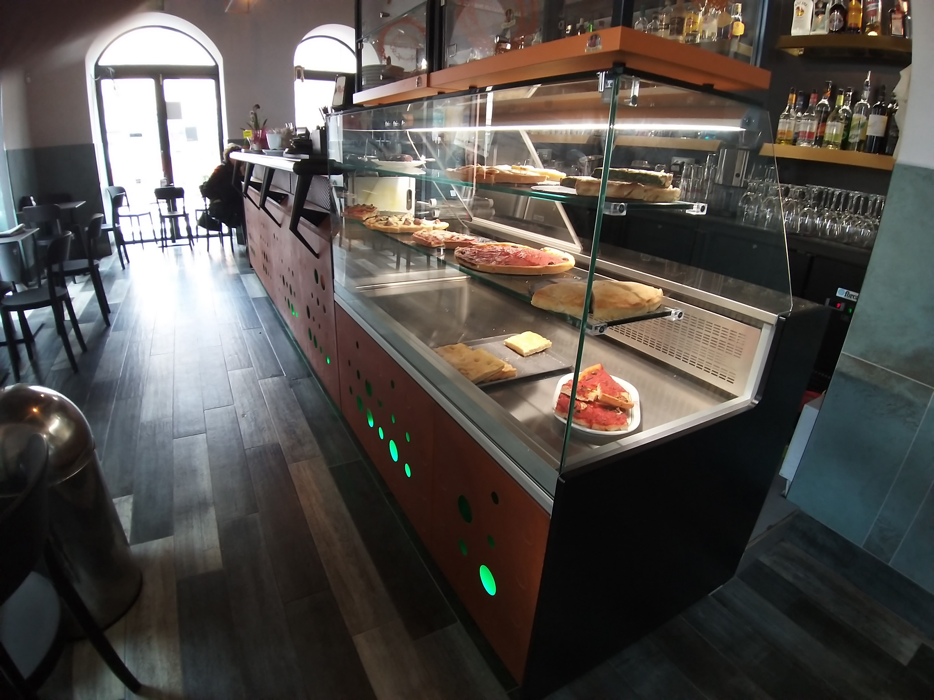 Madama Dorè Sanremo– arredo realizzato da Cassani SRL