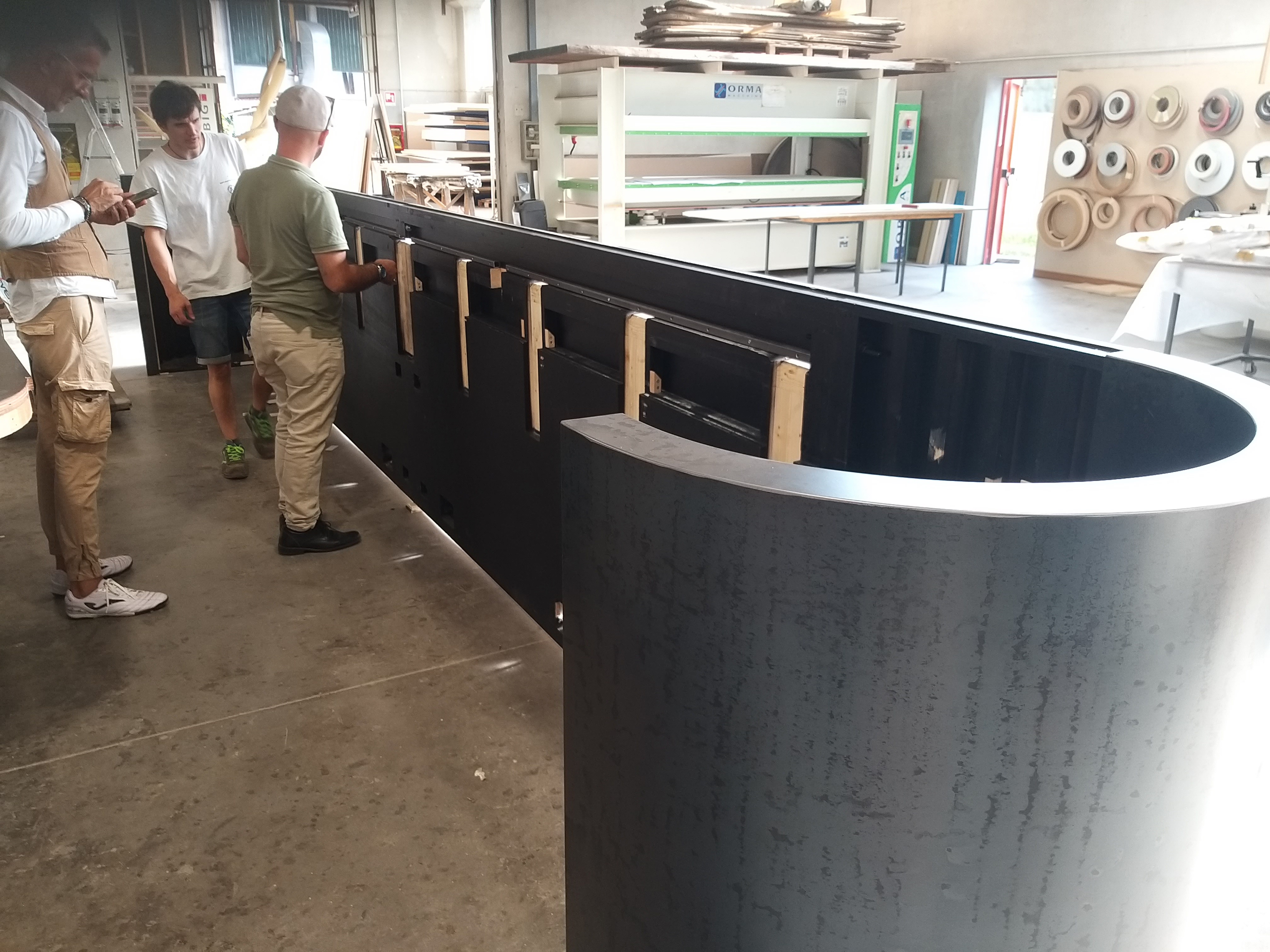 Clienti privati Liguria– arredo realizzato da Cassani SRL