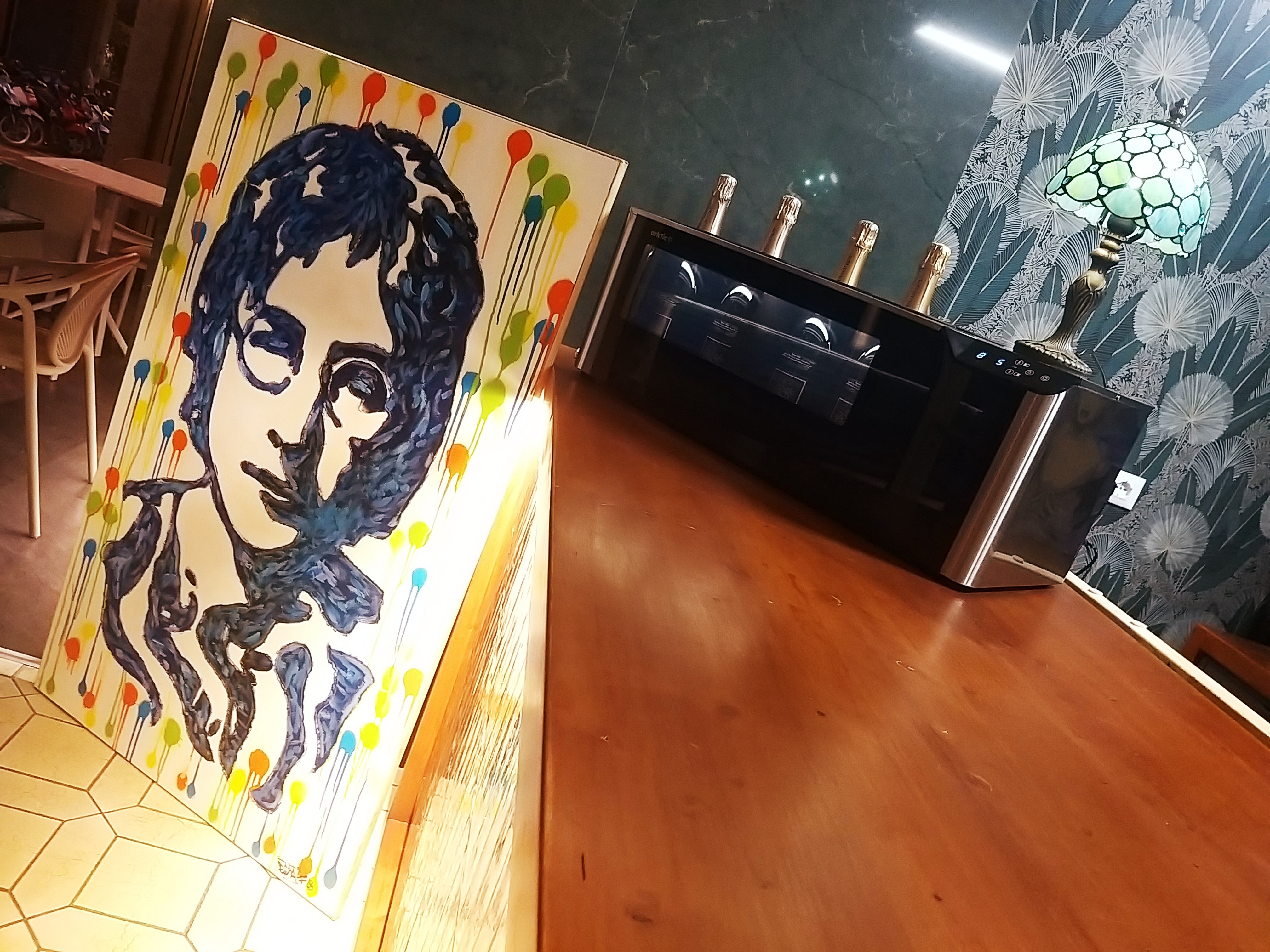 Interno dello showroom Cassani SRL a Sanremo